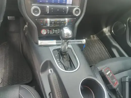 Ford Mustang 2021 (51800 км)