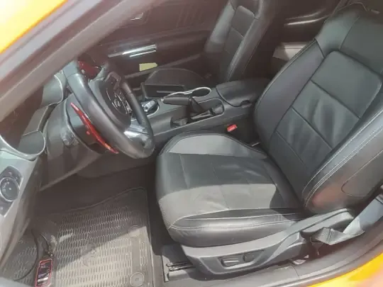 Ford Mustang 2021 (51800 км)