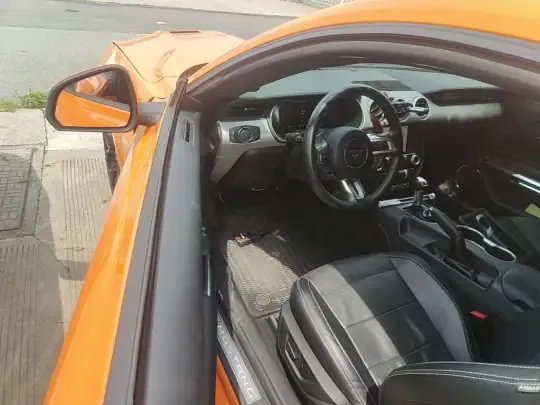 Ford Mustang 2021 (51800 км)