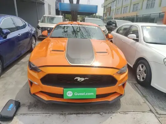 Ford Mustang 2021 (51800 км)