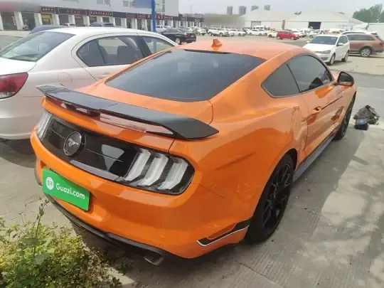 Ford Mustang 2021 (51800 км)