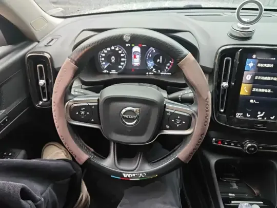 Volvo XC40 2022 (59600 км)