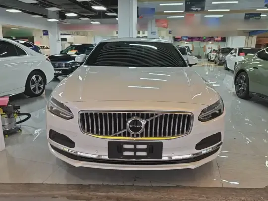 Volvo S90 2022 (55300 км)