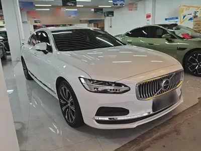 Volvo S90 2022 (55300 км)