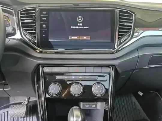 Volkswagen T-ROC 2021 (45599 км)