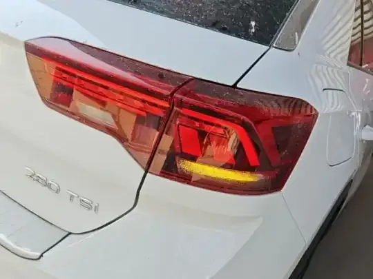 Volkswagen T-ROC 2021 (45599 км)