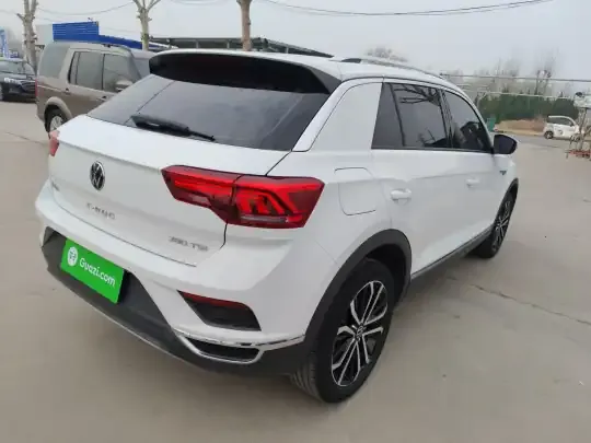 Volkswagen T-ROC 2021 (93200 км)