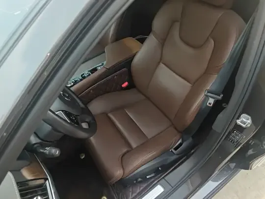 Volvo S90 2022 (53500 км)