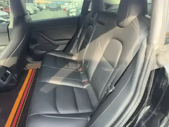 Tesla Model 3 2021 (83699 км)