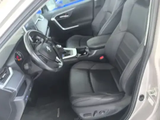 Toyota Wildlander 2021 (30900 км)