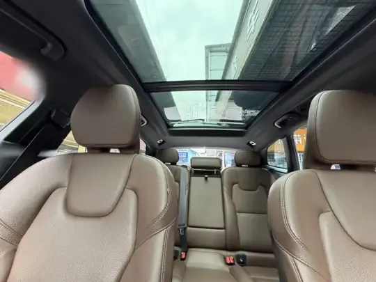 Volvo XC60 2022 (50600 км)