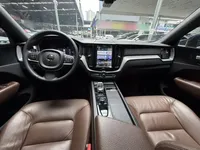 Volvo XC60 2022 (50600 км)