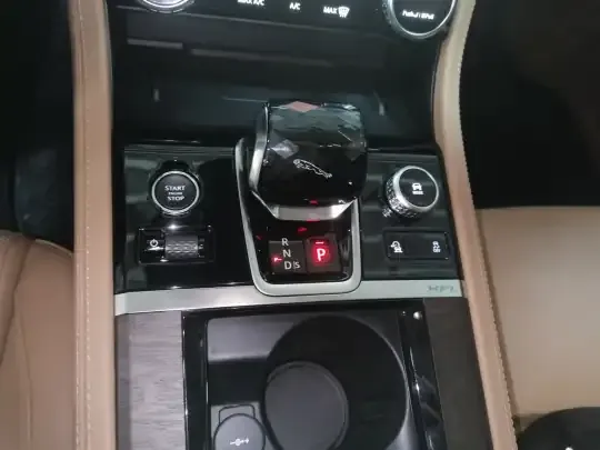 Jaguar XFL 2021 (24000 км)