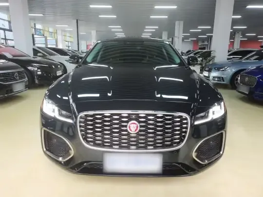 Jaguar XFL 2021 (24000 км)