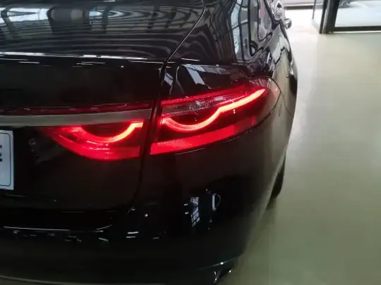 Jaguar XFL 2021 (24000 км)