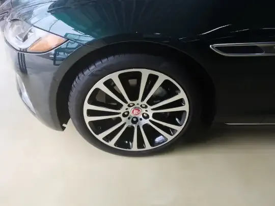Jaguar XFL 2021 (24000 км)