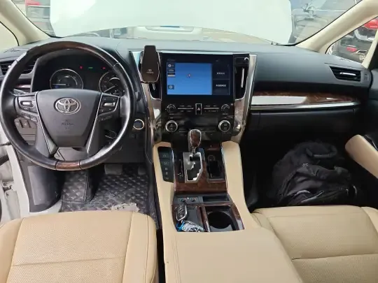 Toyota Alphard 2021 (90500 км)