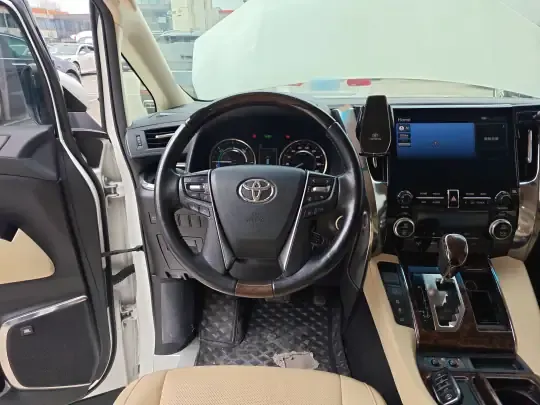 Toyota Alphard 2021 (90500 км)