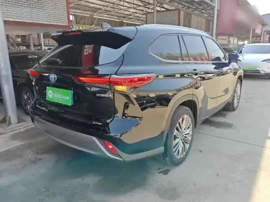 Toyota Highlander 2022 (76100 км)