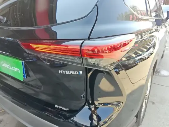 Toyota Highlander 2022 (76100 км)