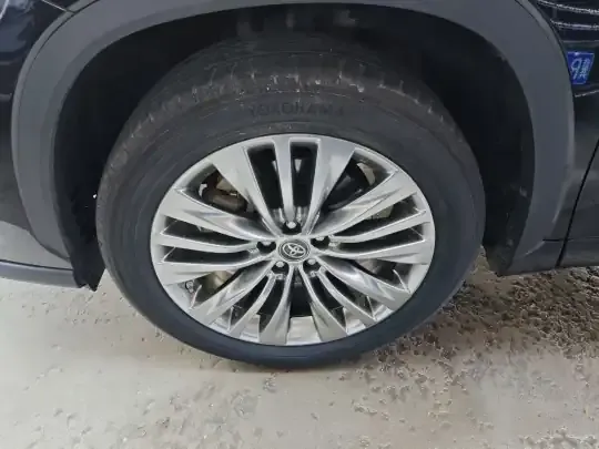 Toyota Highlander 2022 (76100 км)