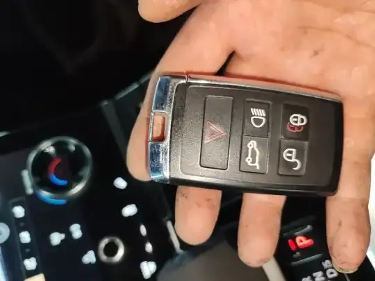 Land Rover Range Velar 2021 (84700 км)