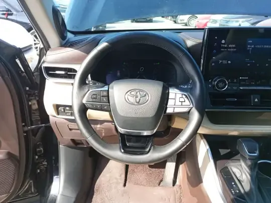 Toyota Highlander 2022 (70000 км)