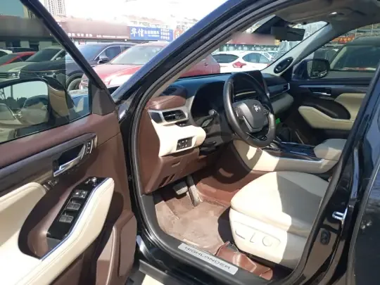 Toyota Highlander 2022 (70000 км)