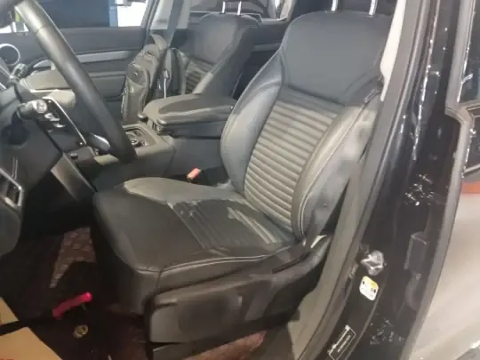 Land Rover Discovery 2021 (59100 км)