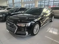 Audi A8 2022 (128100 км)