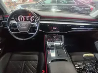 Audi A8 2022 (128100 км)