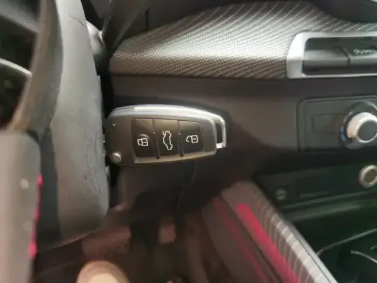Audi Q2L 2022 (39400 км)