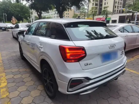 Audi Q2L 2022 (39400 км)