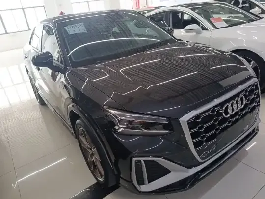 Audi Q2L 2022 (24100 км)