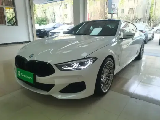 BMW 8 Series 2021 (31300 км)