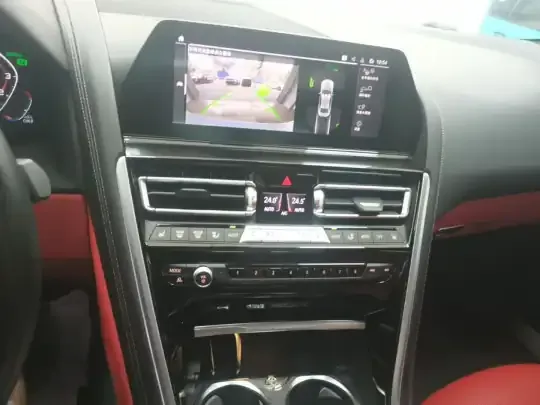BMW 8 Series 2021 (31300 км)