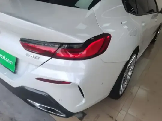 BMW 8 Series 2021 (31300 км)