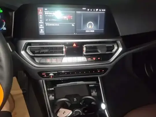 BMW 3 Series 2022 (88300 км)