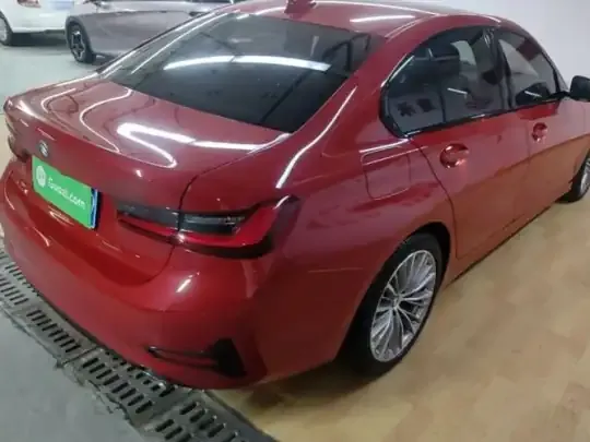BMW 3 Series 2022 (88300 км)