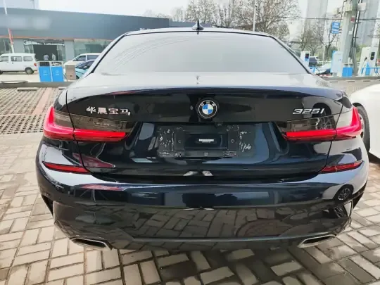 BMW 3 Series 2022 (31700 км)