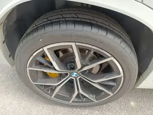 BMW X2 2021 (137600 км)