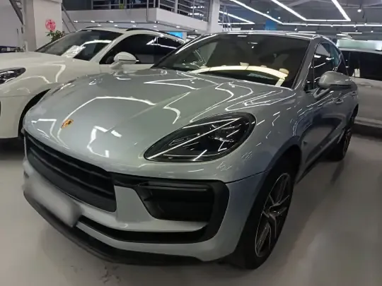 Porsche Macan 2022 (78300 км)