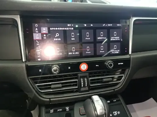 Porsche Macan 2022 (78300 км)