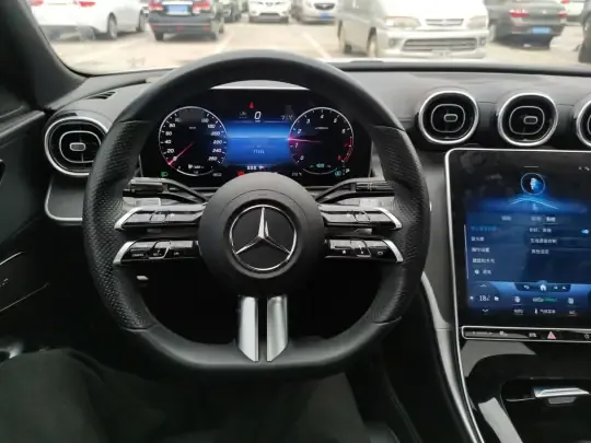 Mercedes-Benz C-Class 2022 (77100 км)
