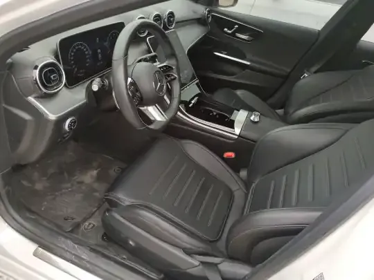 Mercedes-Benz C-Class 2022 (77100 км)