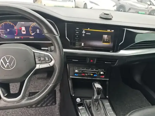 Volkswagen Passat 2022 (107400 км)