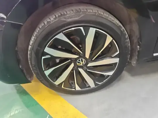 Volkswagen Passat 2022 (81400 км)