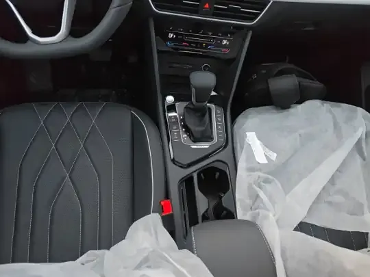 Volkswagen Tiguan L New Energy 2022 (100 км)