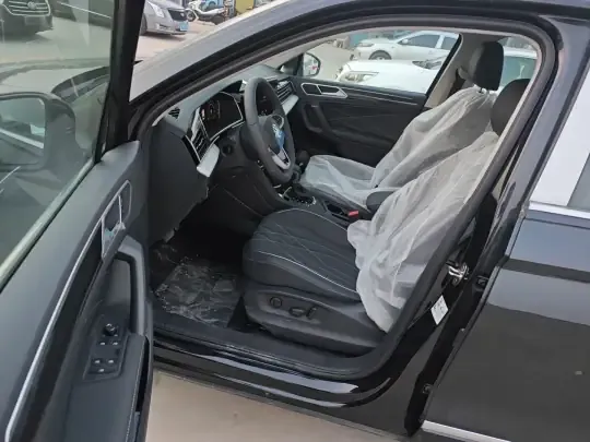 Volkswagen Tiguan L New Energy 2022 (100 км)