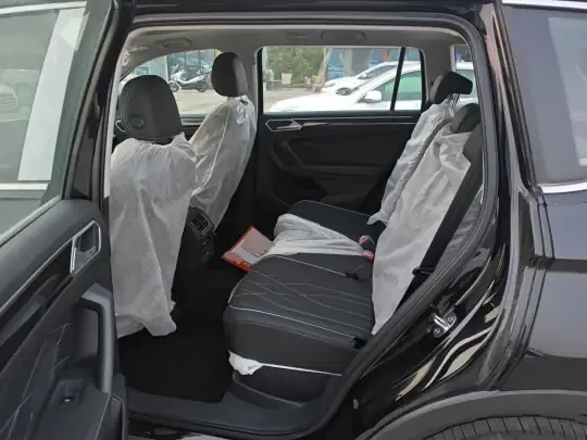 Volkswagen Tiguan L New Energy 2022 (100 км)